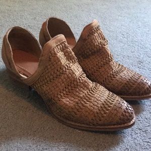 Suede Very Volatile Booties